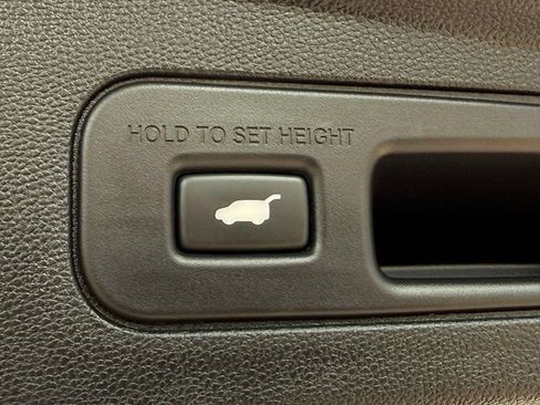 Certified 2025 Acura MDX A-Spec AWD/4WD image 10