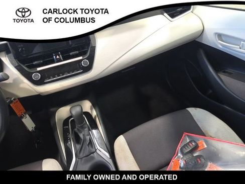Used 2025 Toyota Corolla LE FWD image 18