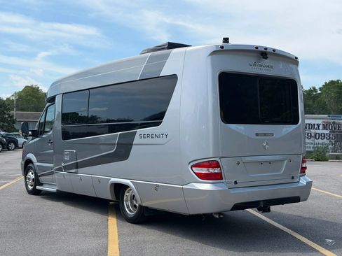 Used 2015 Mercedes-Benz Sprinter 3500 image 5