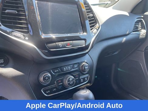 Used 2019 Jeep Cherokee Limited AWD/4WD image 17
