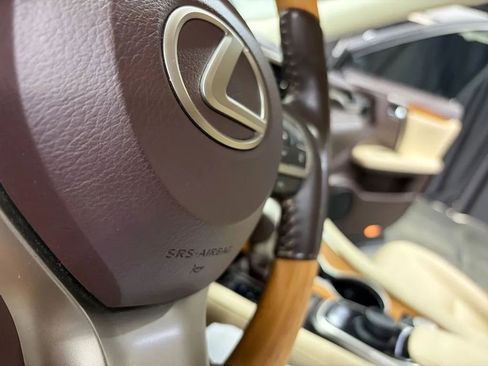 Used 2019 Lexus RX 350 FWD w/ Premium Package image 25