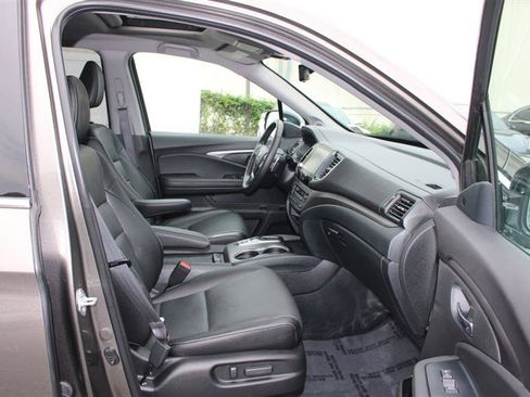 Used 2023 Honda Ridgeline RTL-E image 10