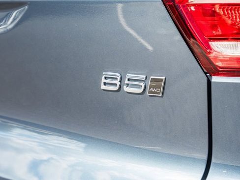 New 2026 Volvo XC40 B5 Ultra w/ Protection Package Premier image 7