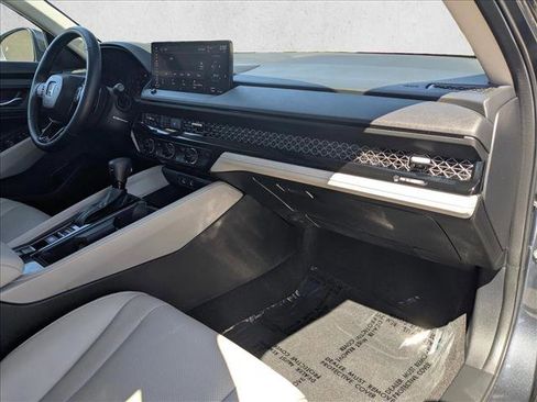 Used 2025 Honda Accord EX-L image 21