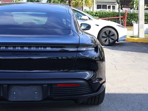 Used 2020 Porsche Taycan Turbo image 19