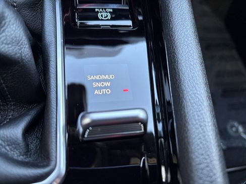 New 2026 Jeep Compass Latitude image 10