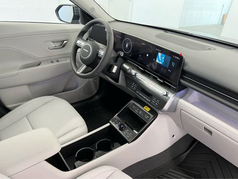 New 2026 Hyundai Kona Limited FWD image 21