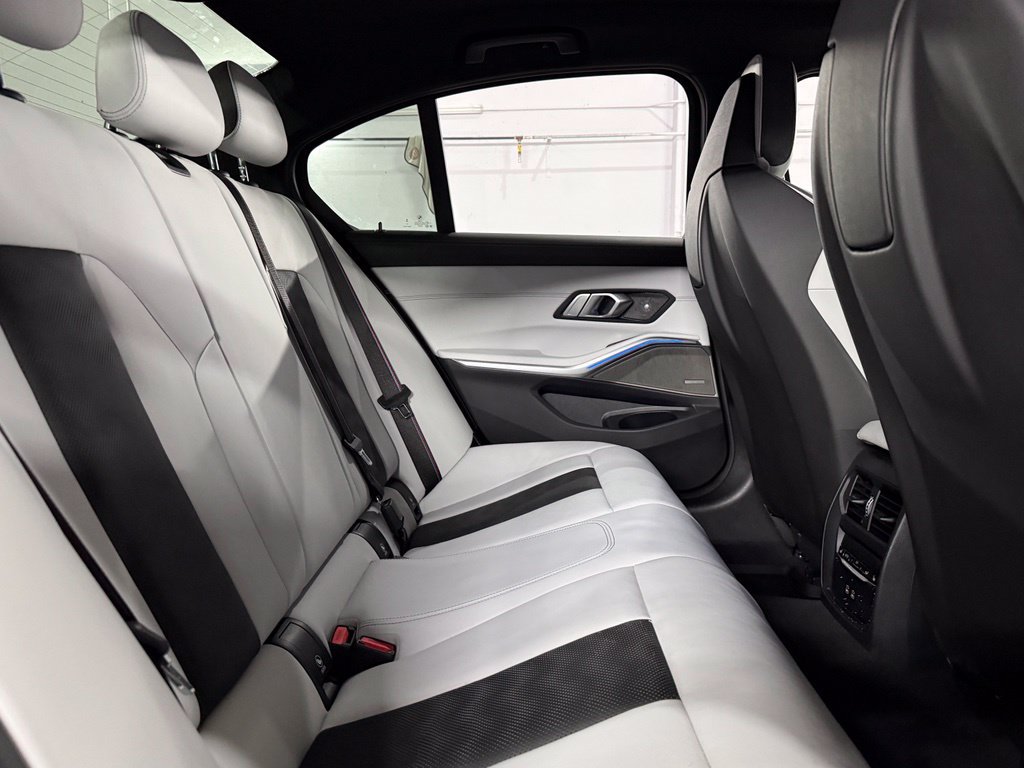 Used 2022 BMW M3 RWD image 28