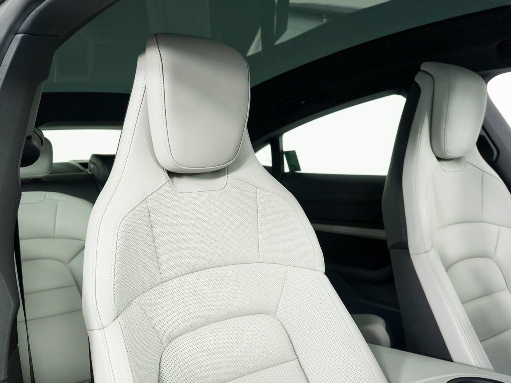 Certified 2024 Porsche Taycan RWD image 38