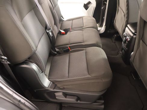 Used 2022 Ford Explorer XLT RWD image 15