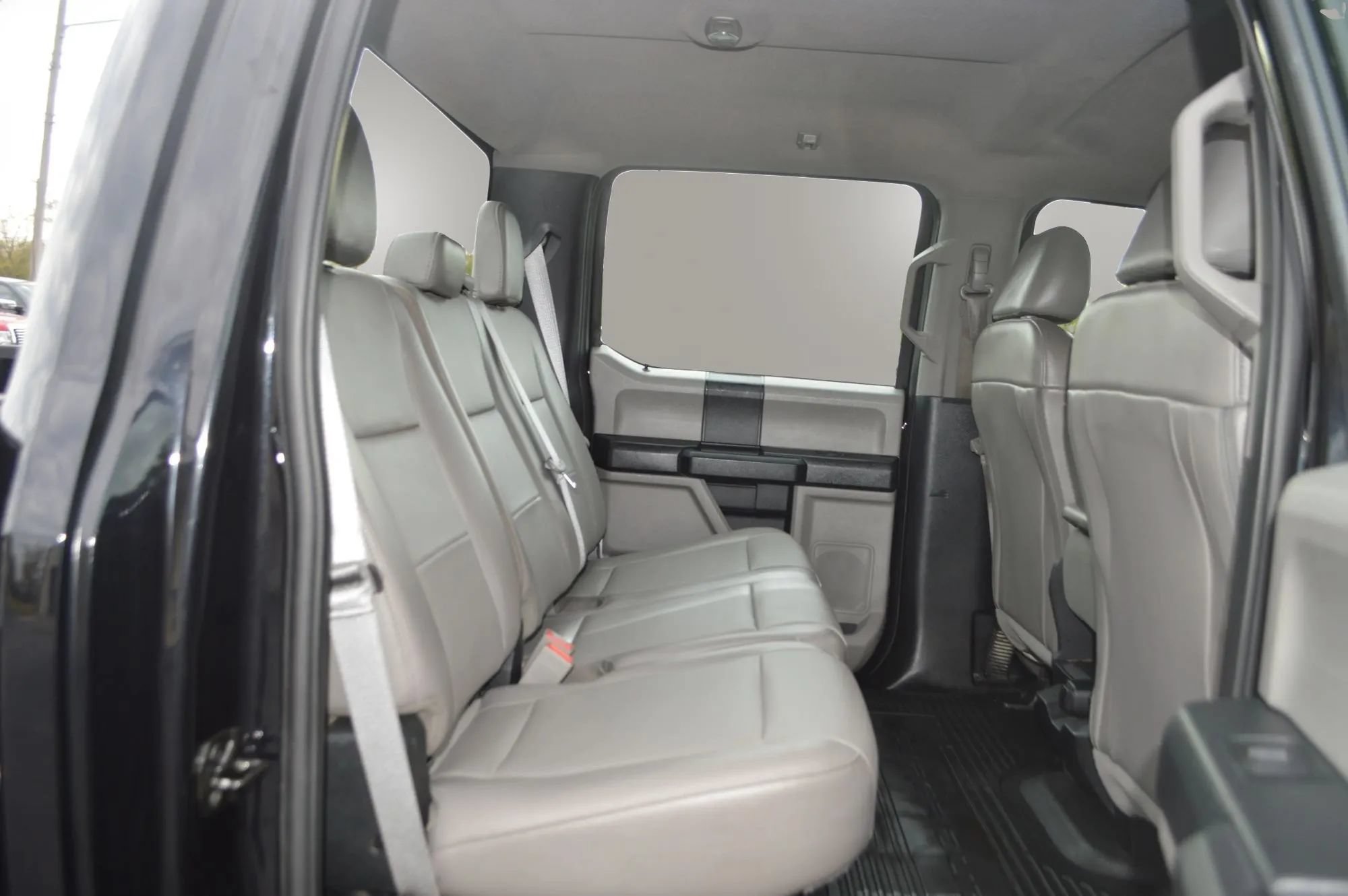 Used 2019 Ford F350 XL w/ Power Equipment Group AWD/4WD image 20