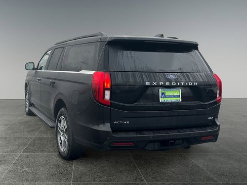 Used 2025 Ford Expedition Max Active AWD/4WD image 6