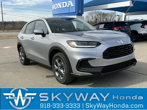 New 2026 Honda HR-V LX image 1