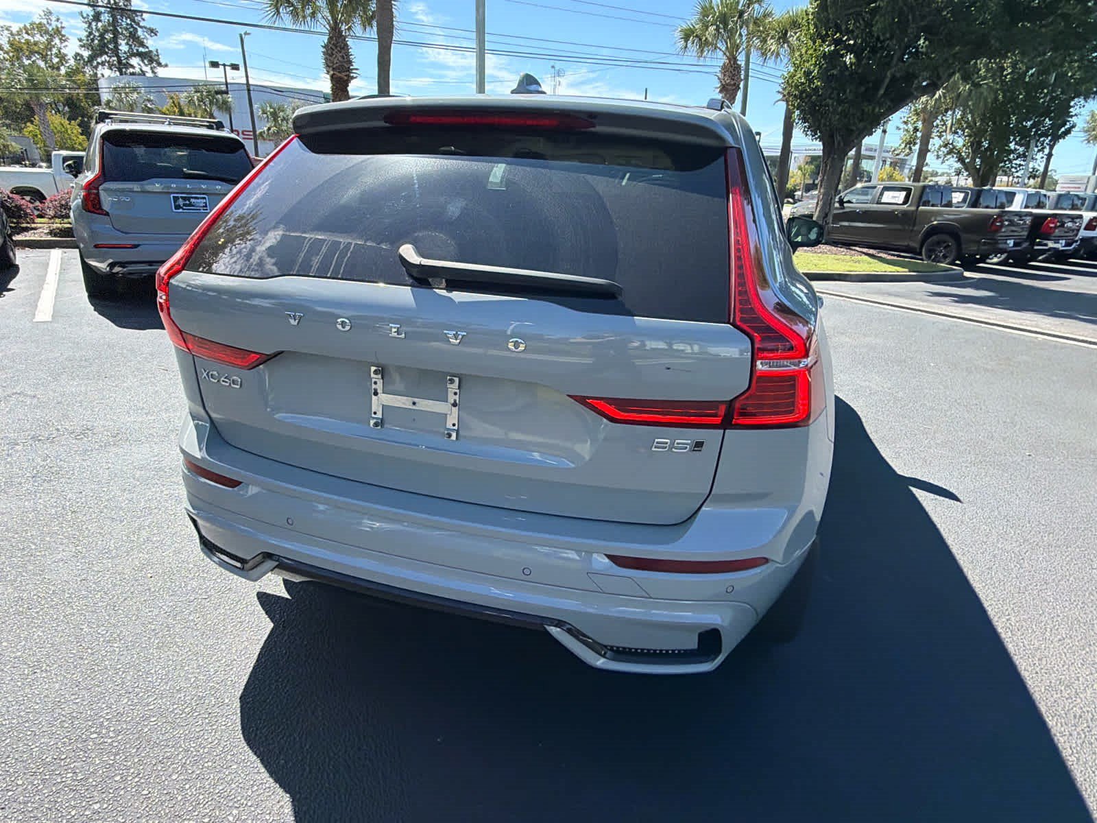 Used 2024 Volvo XC60 B5 Plus w/ Climate Package AWD/4WD image 15