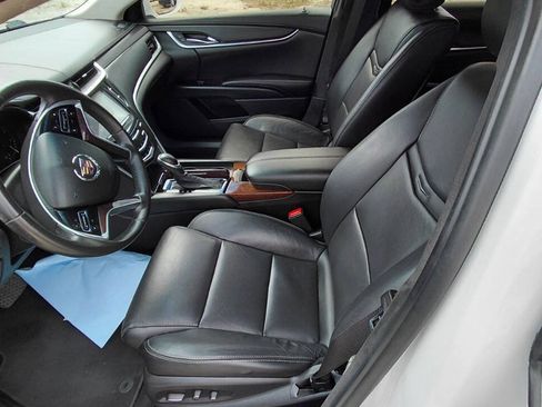 Used 2015 Cadillac XTS Limousine FWD image 7
