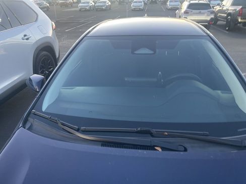 Used 2023 Toyota Corolla LE image 2