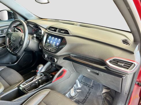 Used 2023 Chevrolet TrailBlazer RS w/ Convenience Package FWD image 27