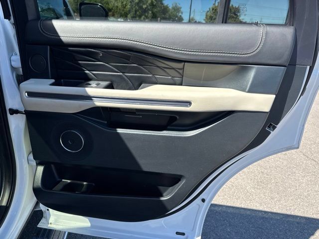 Used 2020 Ford Expedition Platinum AWD/4WD image 22