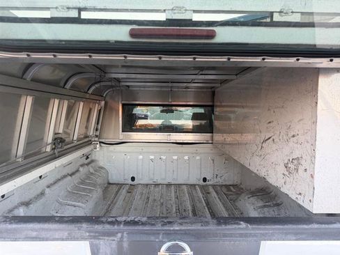 Used 2014 Nissan Frontier S image 7