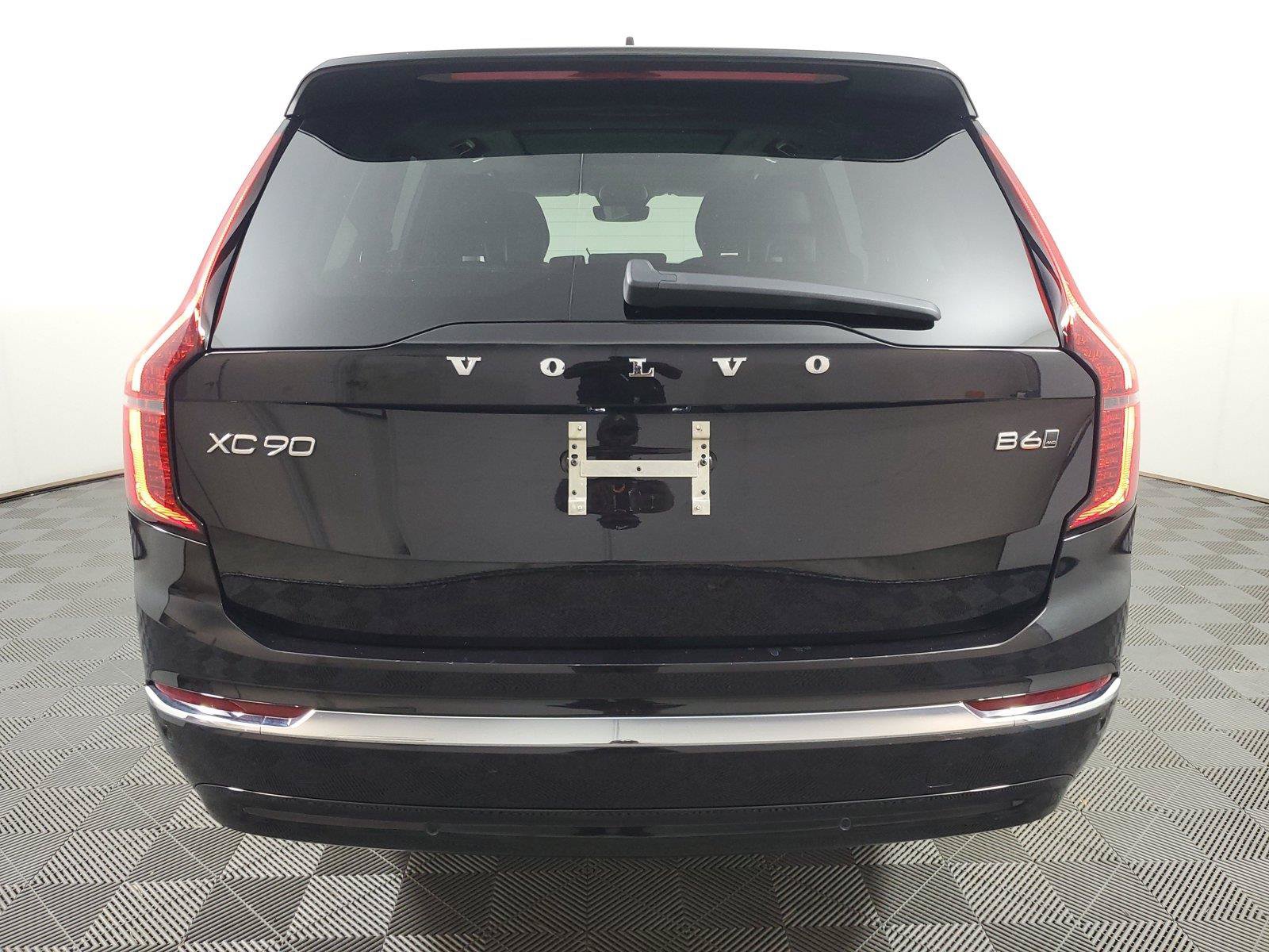 Certified 2026 Volvo XC90 B6 Ultra AWD/4WD image 6