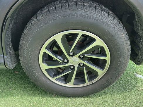 Used 2020 Mitsubishi Eclipse Cross ES FWD image 45