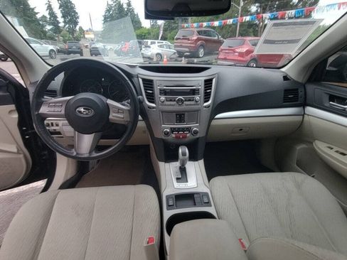 Used 2011 Subaru Outback 2.5i Premium AWD/4WD image 12
