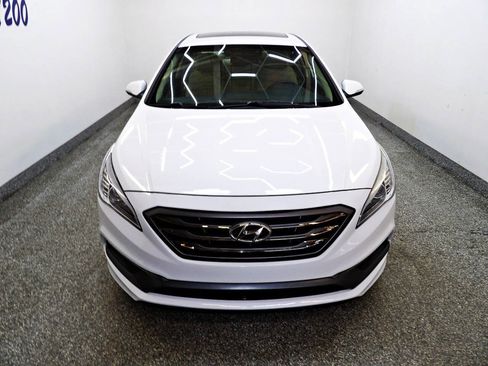 Used 2016 Hyundai Sonata Limited FWD image 2