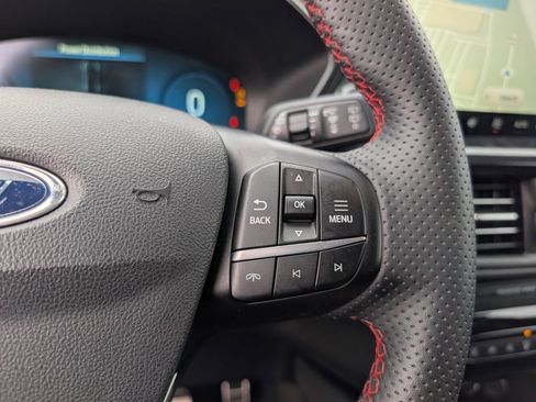 Used 2023 Ford Escape ST-Line Elite image 17