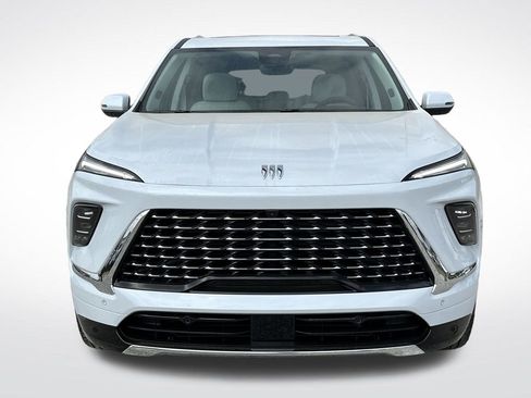 New 2026 Buick Enclave Avenir w/ Super Cruise Package image 3