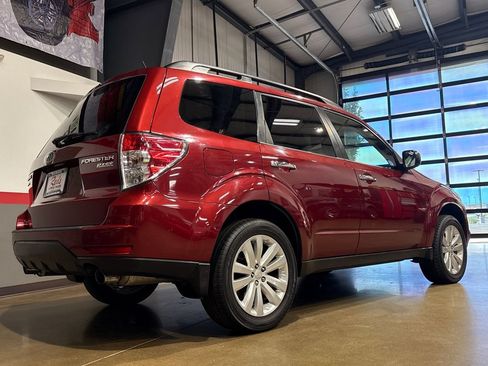 Used 2011 Subaru Forester 2.5X Premium w/ All-Weather Pkg AWD/4WD image 44