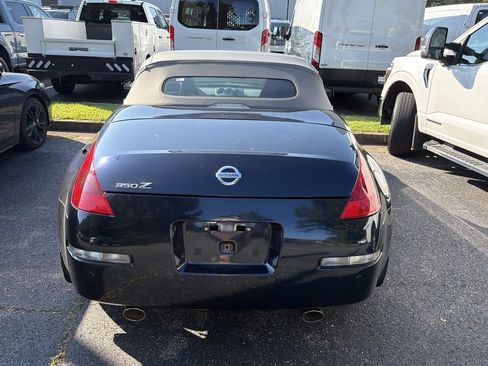 Used 2007 Nissan 350Z Touring RWD image 15