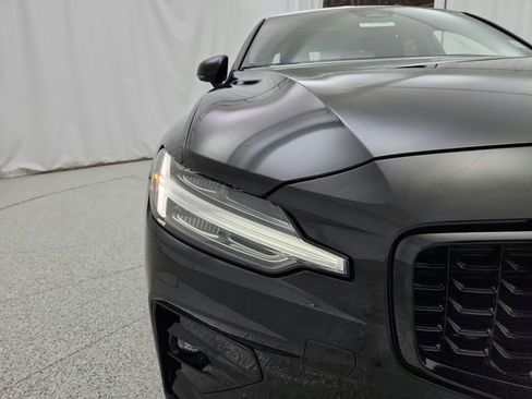 Used 2023 Volvo S60 B5 Plus w/ Climate Package image 27