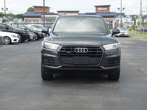Used 2020 Audi Q5 2.0T Premium w/ Titanium Sport Package AWD/4WD image 2