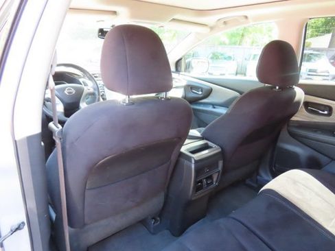 Used 2017 Nissan Murano SV w/ Premium Plus Package AWD/4WD image 14