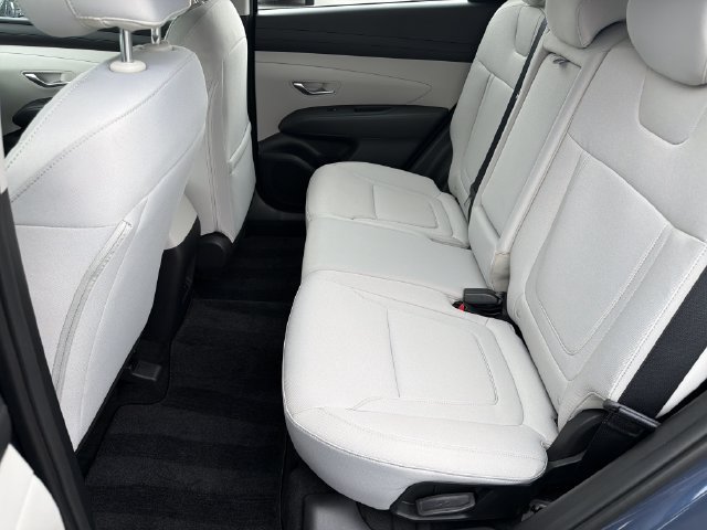 Certified 2026 Hyundai Tucson SE FWD image 23