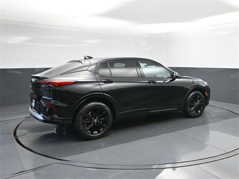 Used 2024 Buick Envista Sport Touring w/ Convenience I Package image 15