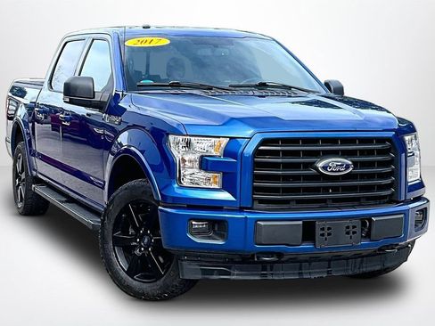 Used 2017 Ford F150 XLT w/ Equipment Group 302A Luxury AWD/4WD image 3