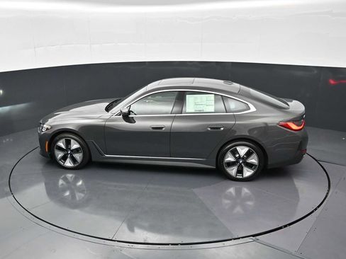 New 2026 BMW i4 eDrive40 w/ Premium Package RWD image 23