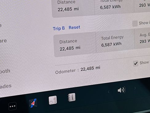 Used 2021 Tesla Model Y Long Range image 33