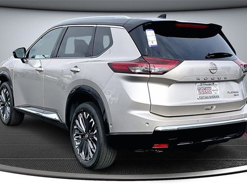 New 2026 Nissan Rogue Platinum image 3