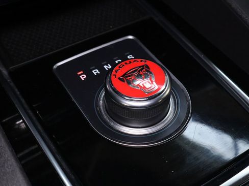 Used 2020 Jaguar F-PACE Premium AWD/4WD image 36