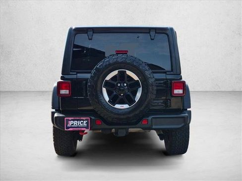 Used 2022 Jeep Wrangler Unlimited Rubicon w/ Cold Weather Group AWD/4WD image 6