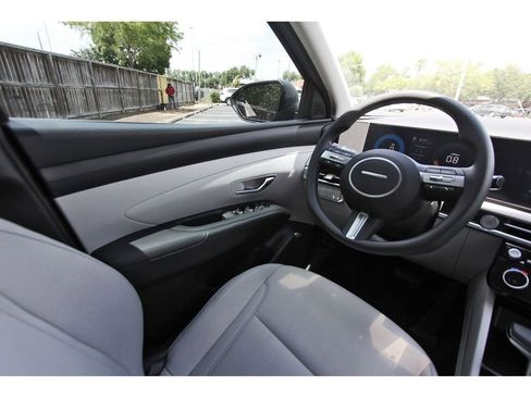 Certified 2026 Hyundai Tucson SEL FWD image 9