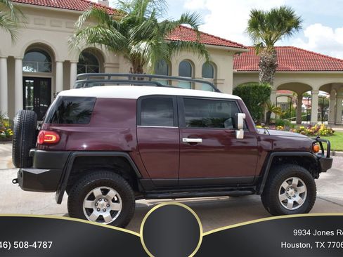 Used 2007 Toyota FJ Cruiser 4WD image 11