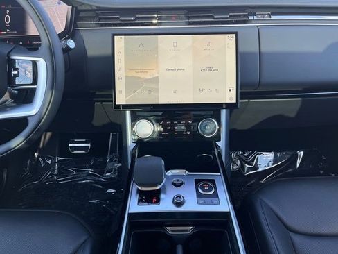 Certified 2023 Land Rover Range Rover SE AWD/4WD image 15