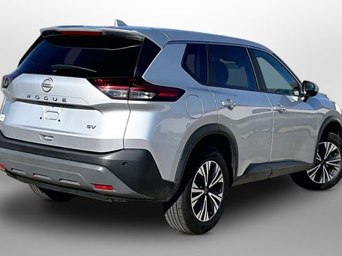 Used 2023 Nissan Rogue SV image 11