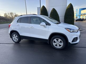 Used 2019 Chevrolet Trax LT w/ LT Convenience Package video 1