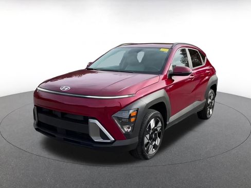 Used 2025 Hyundai Kona SEL image 7