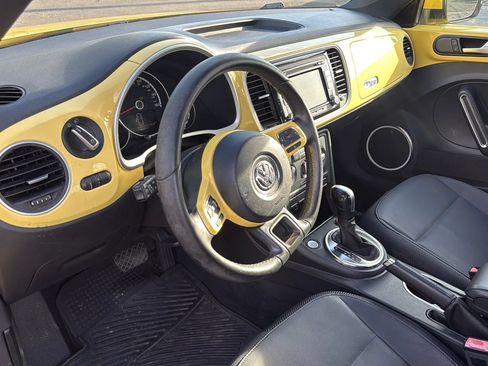 Used 2013 Volkswagen Beetle 2.5 FWD image 9