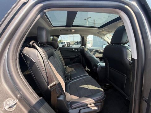 Certified 2022 Ford Escape SEL w/ SEL Stealth AWD Package image 15